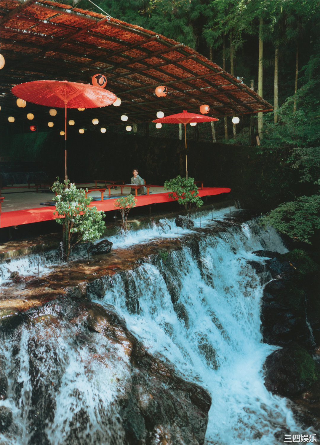 樋口日奈1ST写真集《恋人のように》高清全本