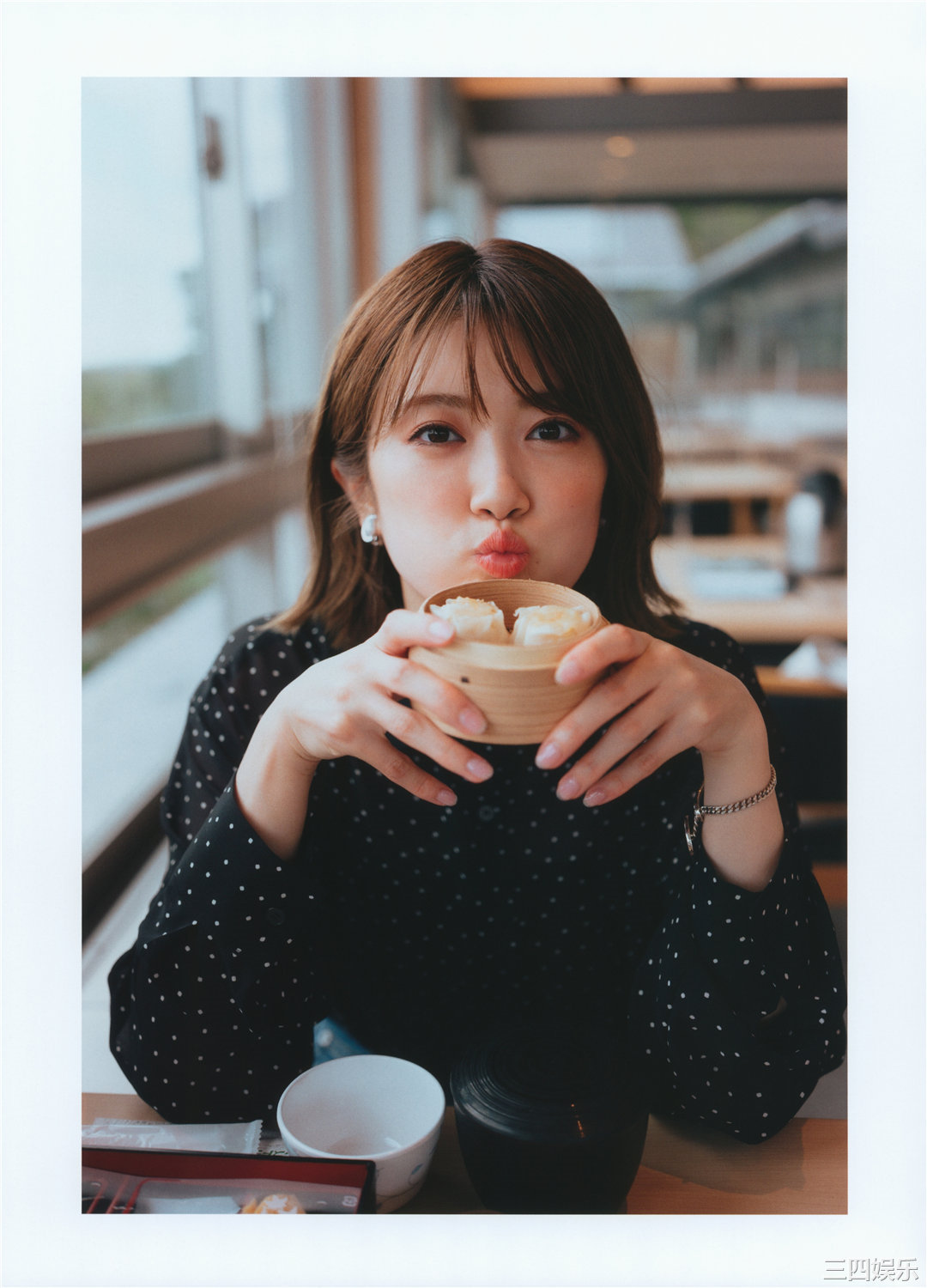 樋口日奈1ST写真集《恋人のように》高清全本