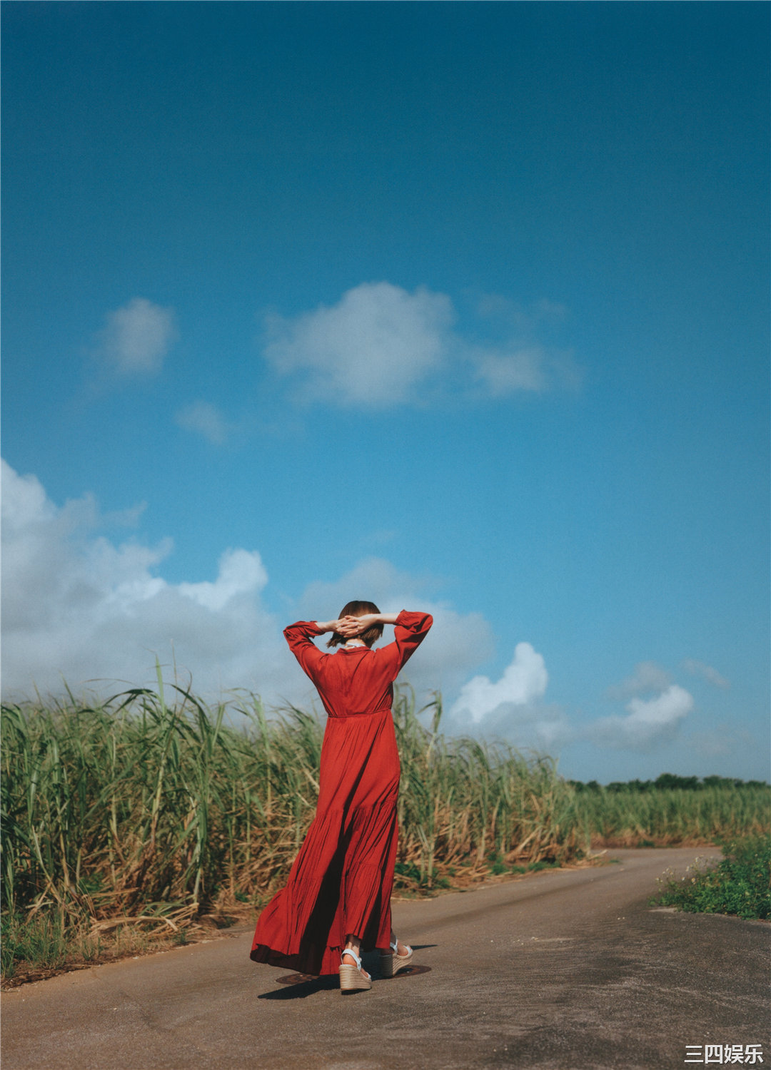 樋口日奈1ST写真集《恋人のように》高清全本