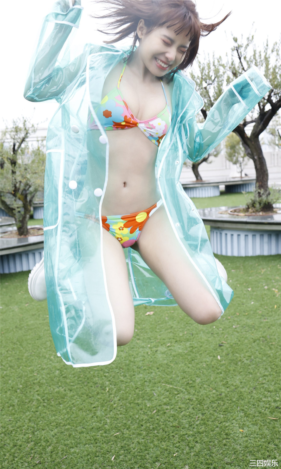 宫崎あみさ写真集《NEOカワイイ。》高清全本