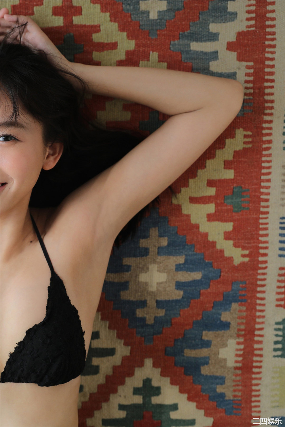 志田音音写真集《ラブリー1000％》高清全本