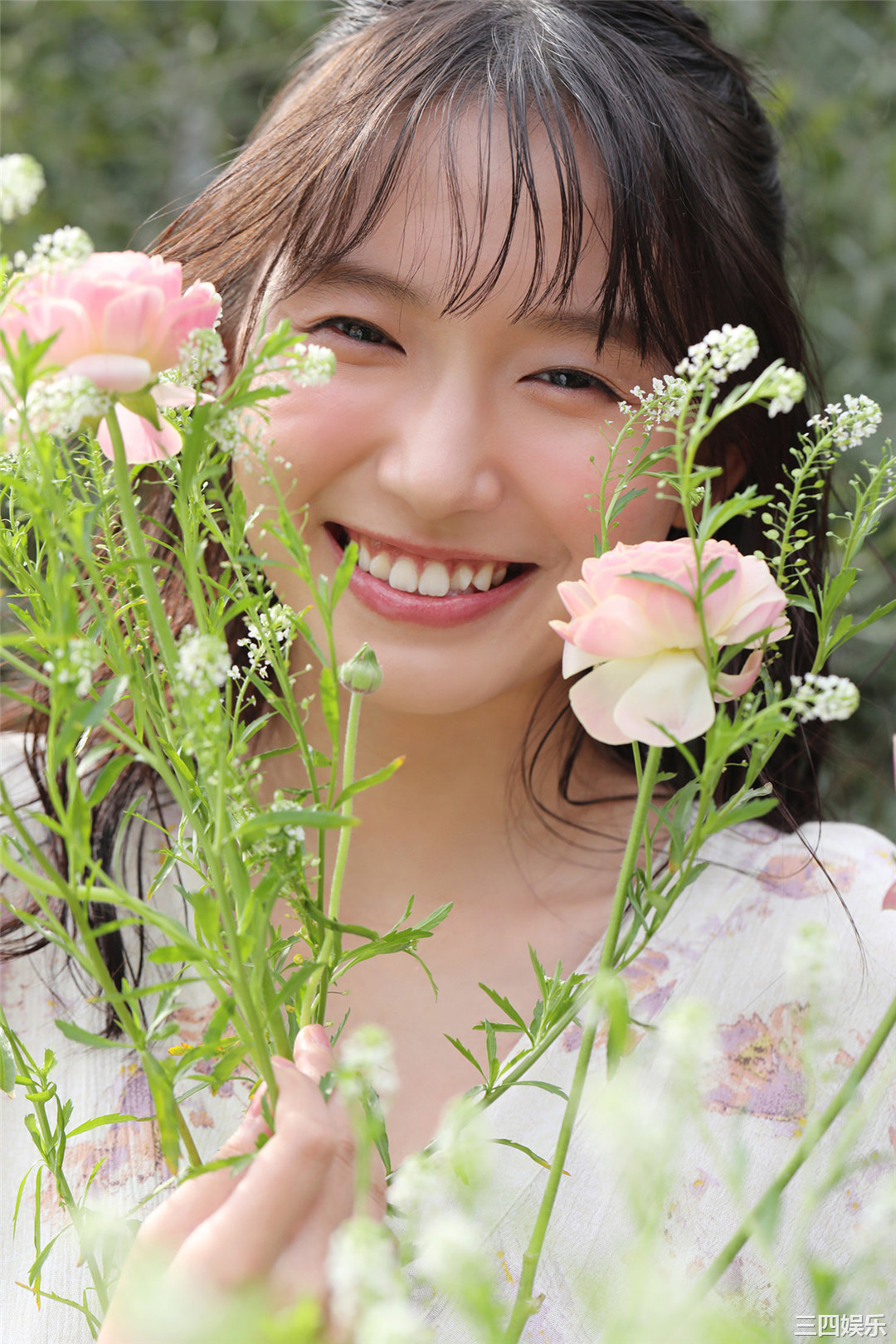 志田音音写真集《ラブリー1000％》高清全本