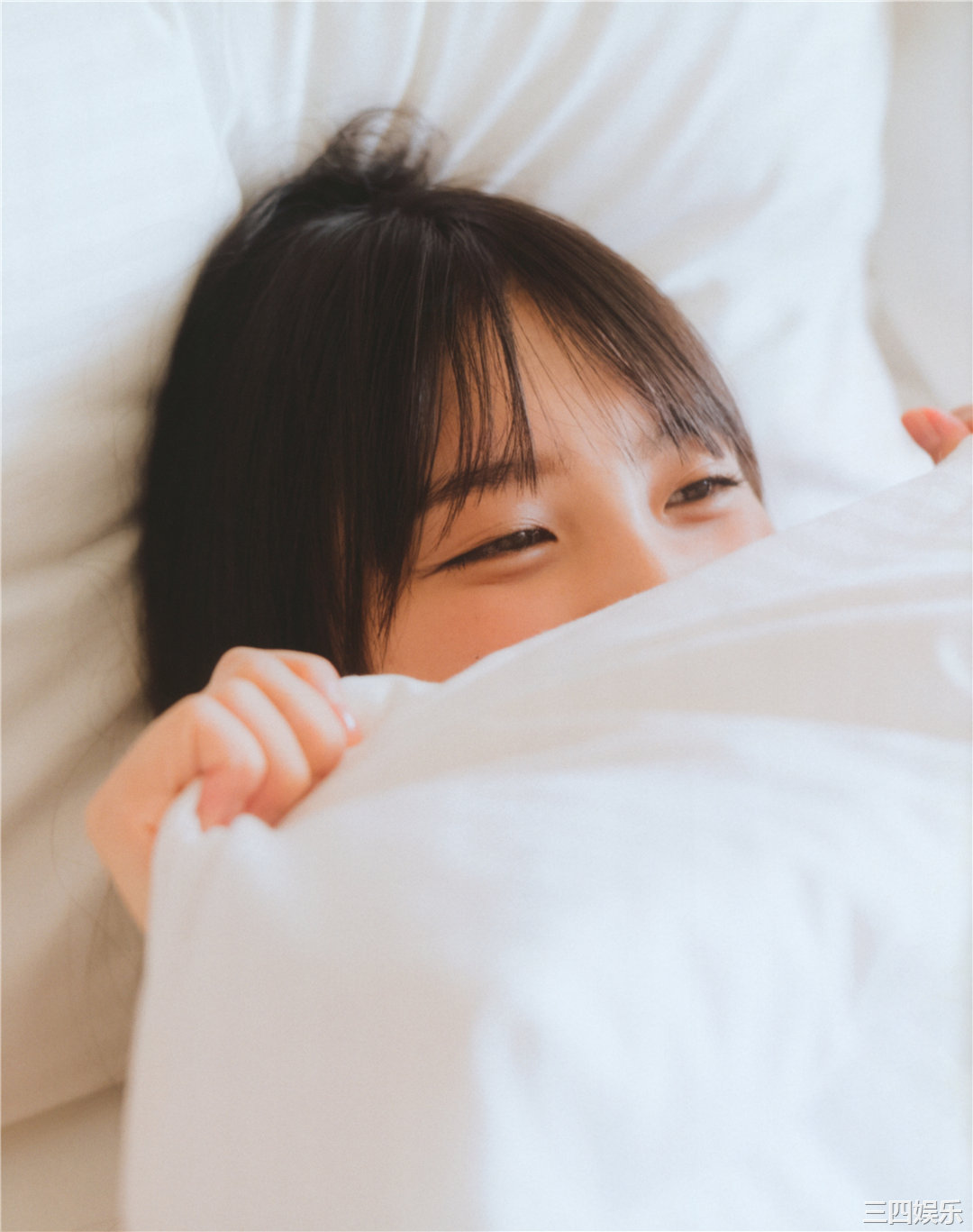 与田祐希写真集《日向の温度》高清全本