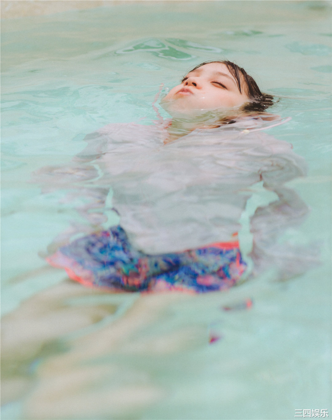 与田祐希写真集《日向の温度》高清全本