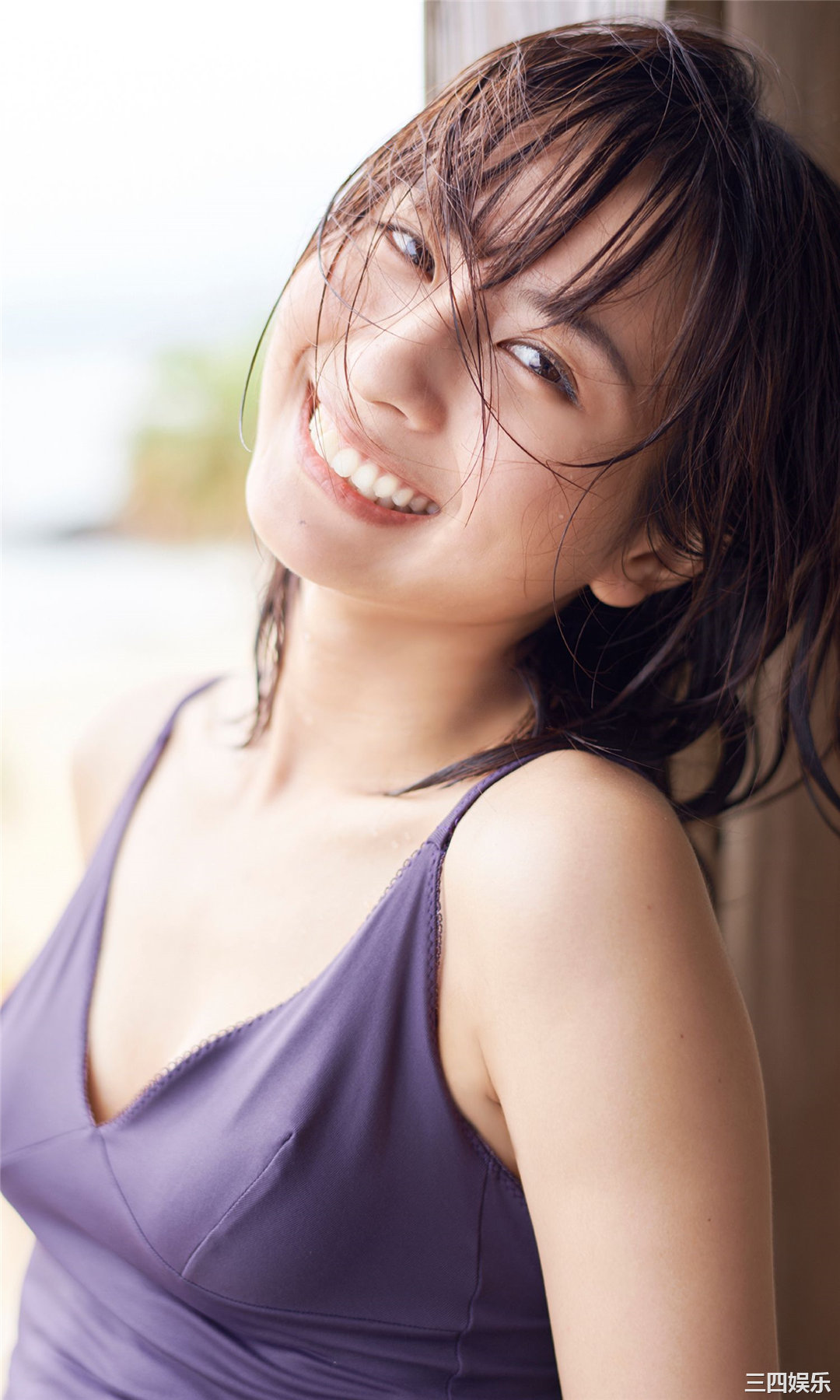 龙梦柔写真集《『中国のシンデレラ』、衝撃の初登場！》高清全本