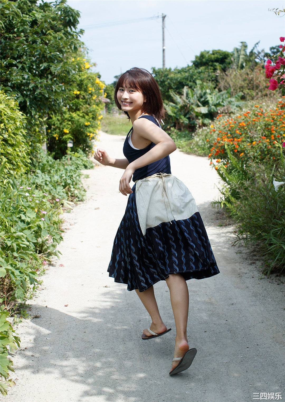 龙梦柔写真集《1/1,400,000,000の 灰姑娘》高清全本