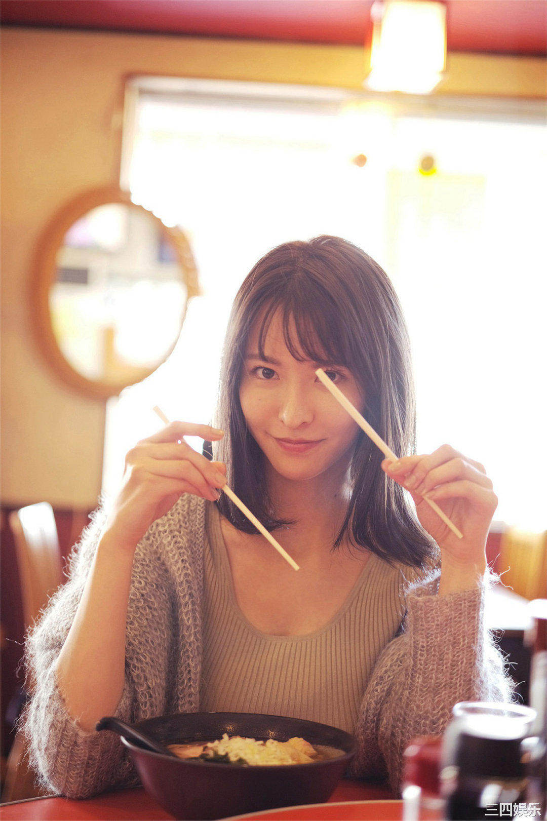 奈月塞娜写真集《たまゆらB》高清全本