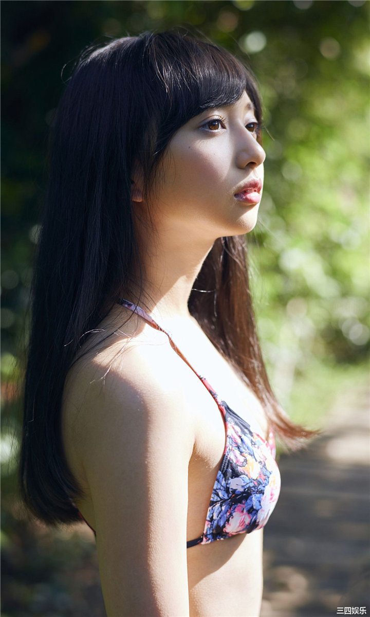 小宫有纱写真集《女優と声優の間で。》高清全本