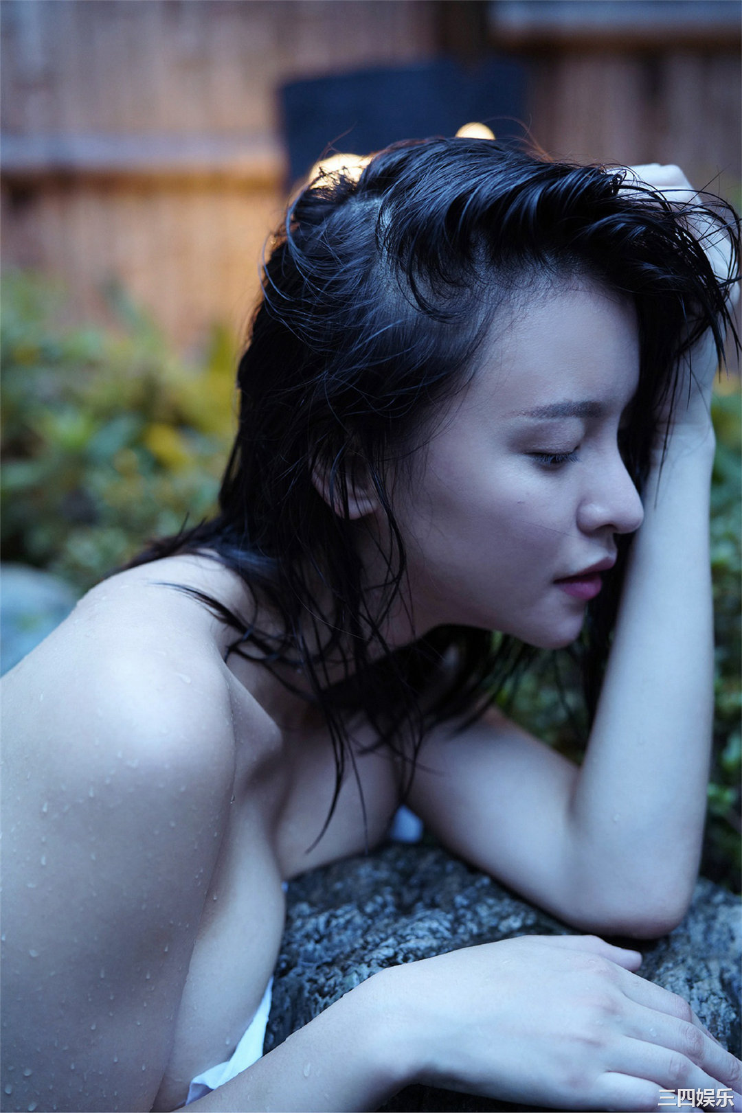 奈月塞娜写真集《たまゆらB》高清全本