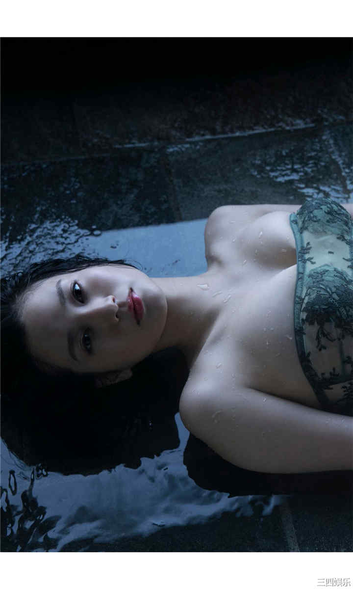 出口亚梨沙写真集《雪国旅情》高清全本