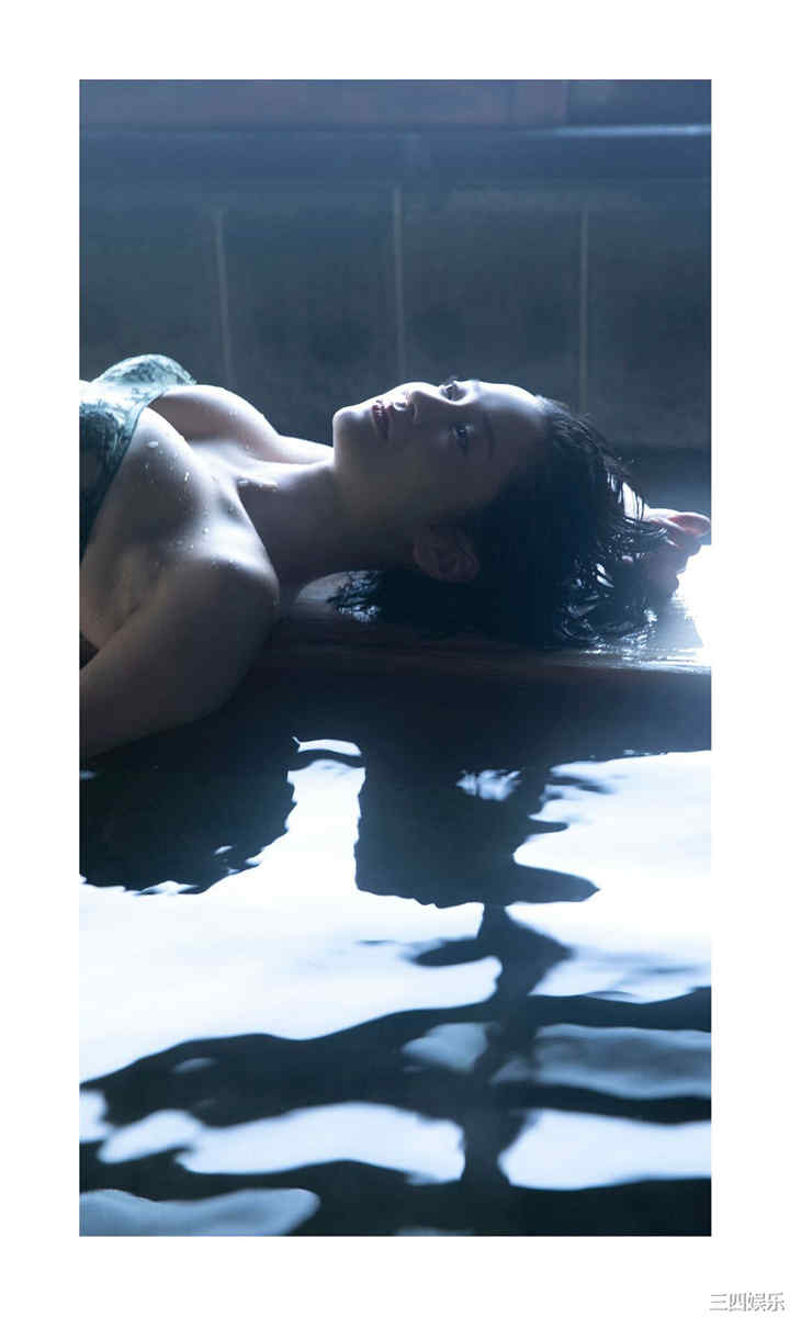 出口亚梨沙写真集《雪国旅情》高清全本