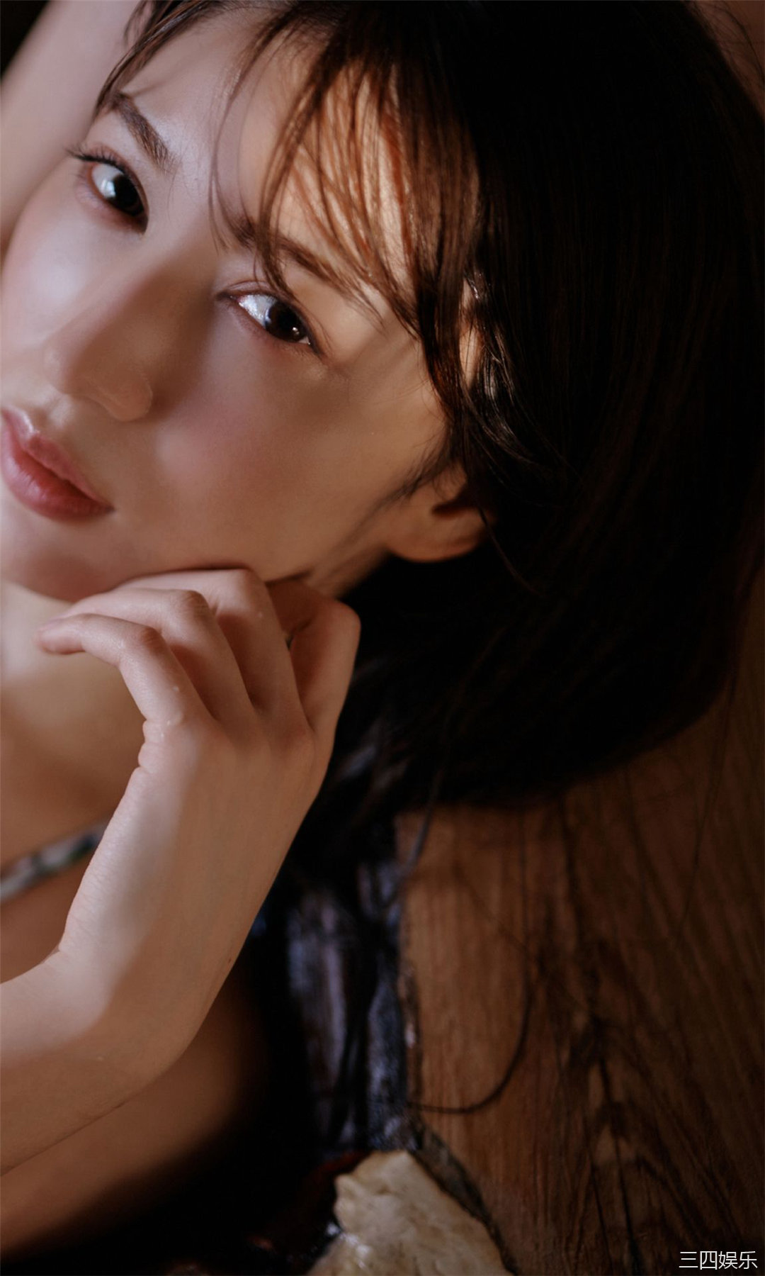 雪平莉左写真集《春に淫するひと。》高清全本