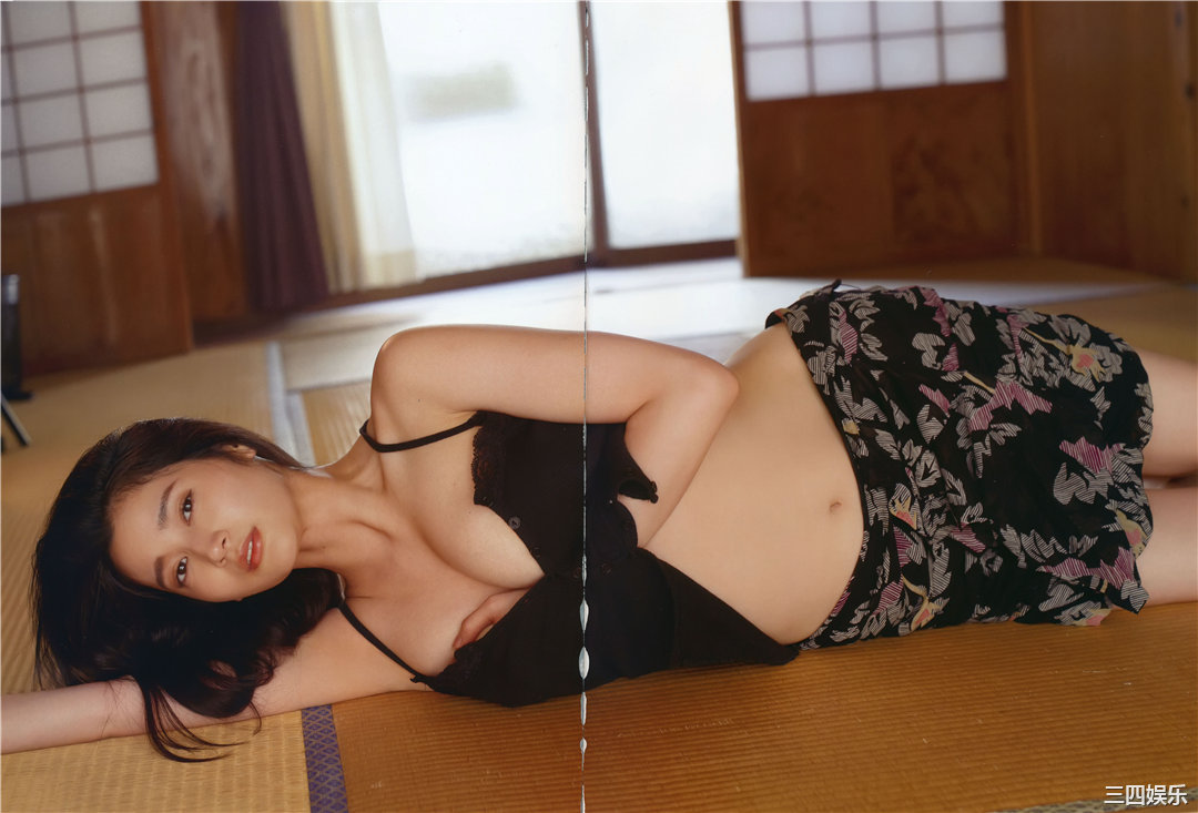 出口亚梨沙写真集《Entrance》高清全本