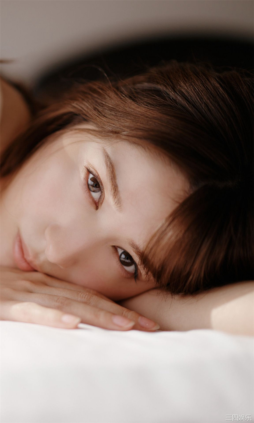 雪平莉左写真集《春に淫するひと。》高清全本