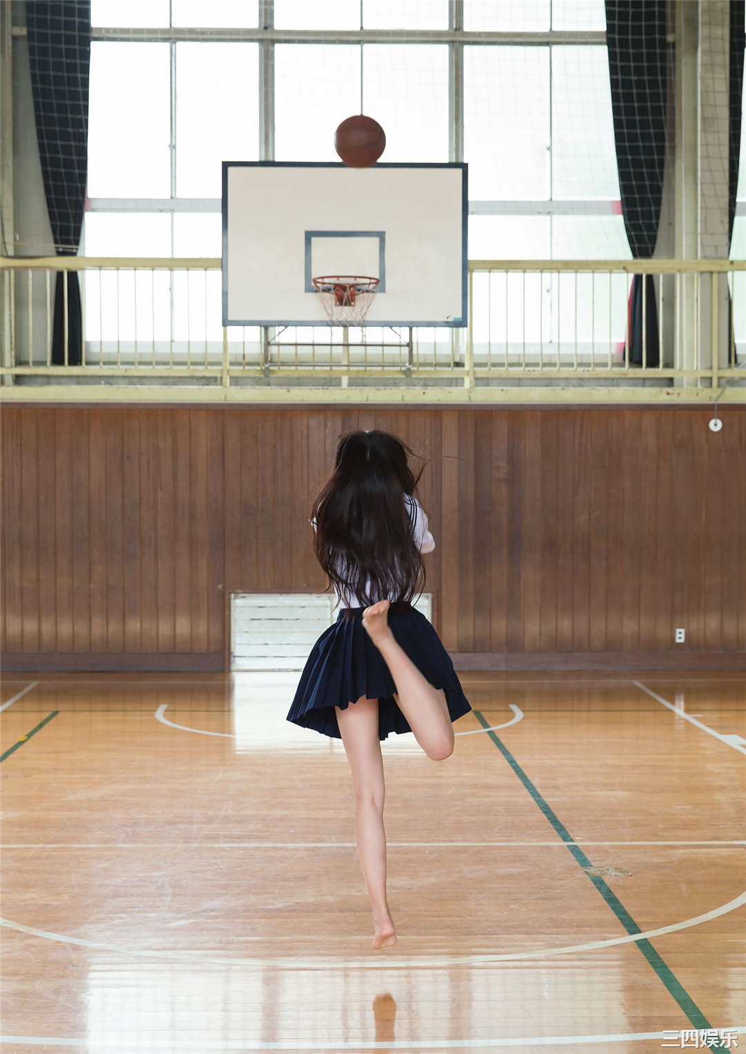 志田友美1st写真集《YUUMI》高清全本