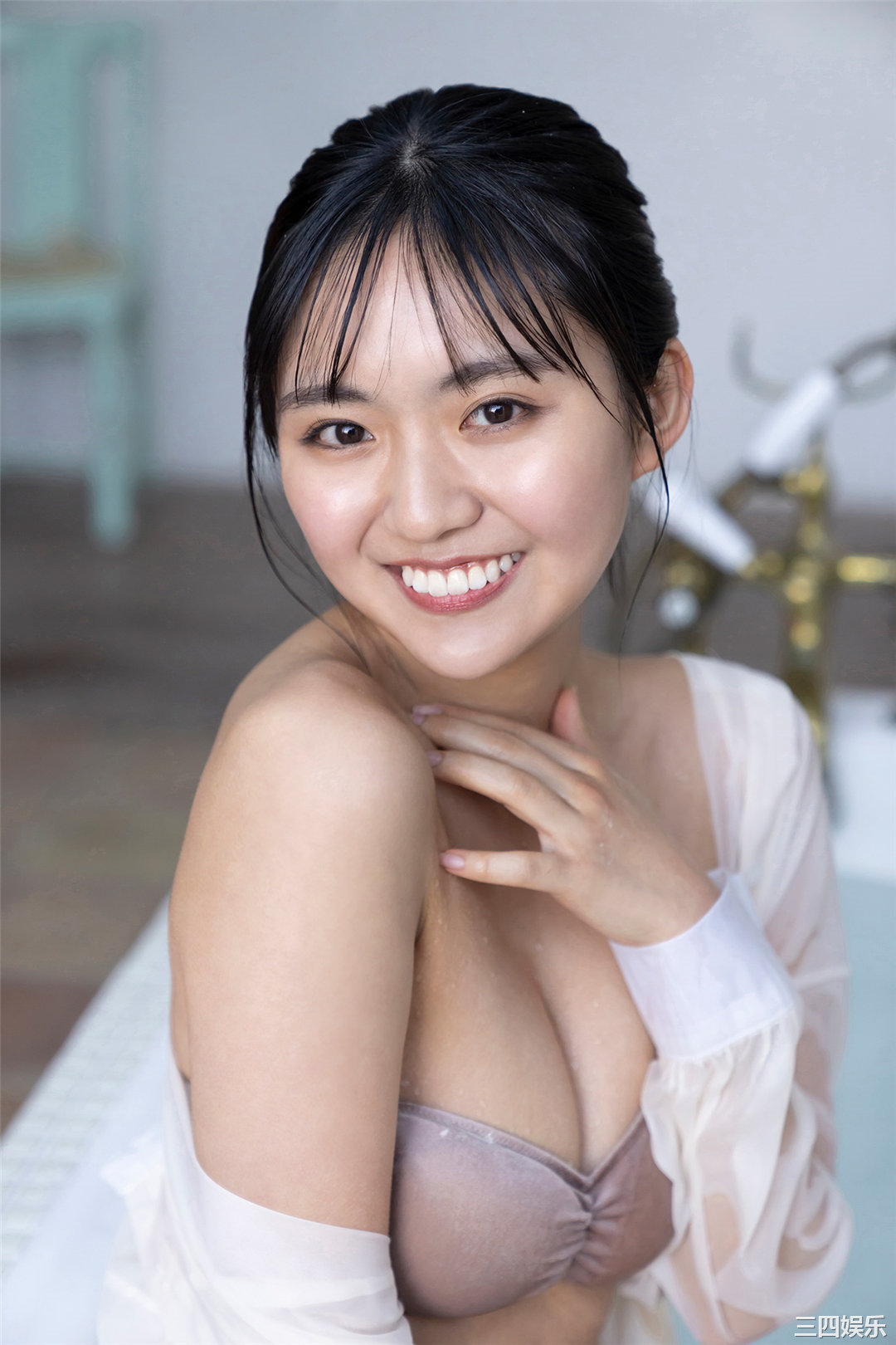 丰田露娜写真集《SNOW WHITE》高清全本