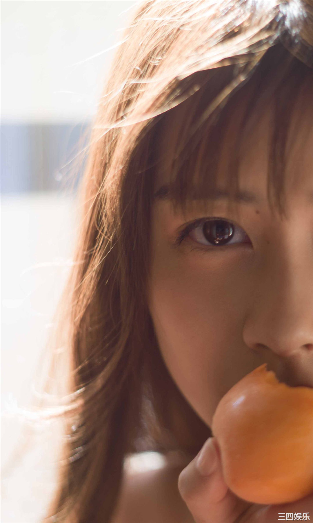 脇田穂乃香香写真集《海の見える街》高清全本