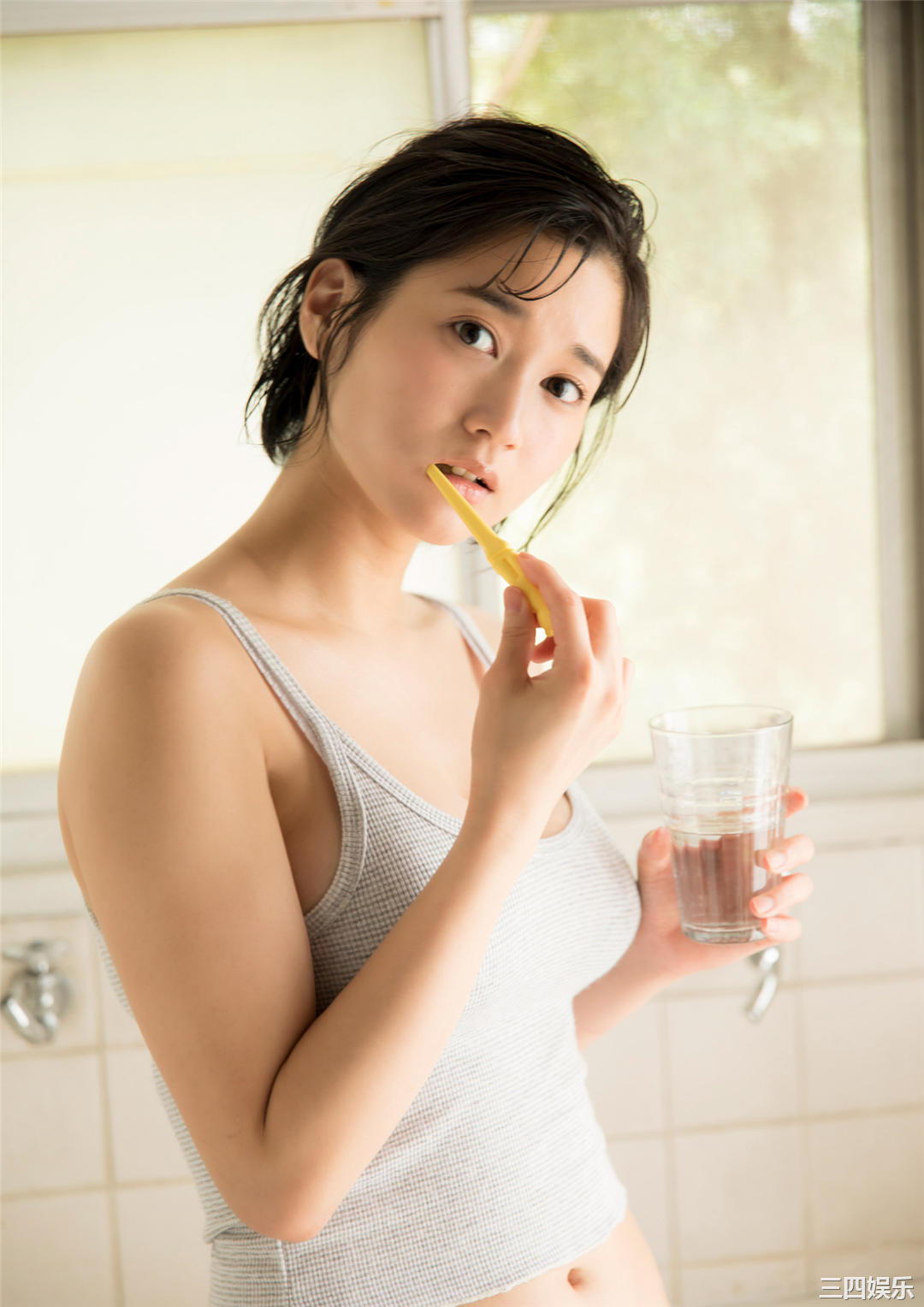 出口亚梨沙写真集《やわらかい、でしょ？》高清全本