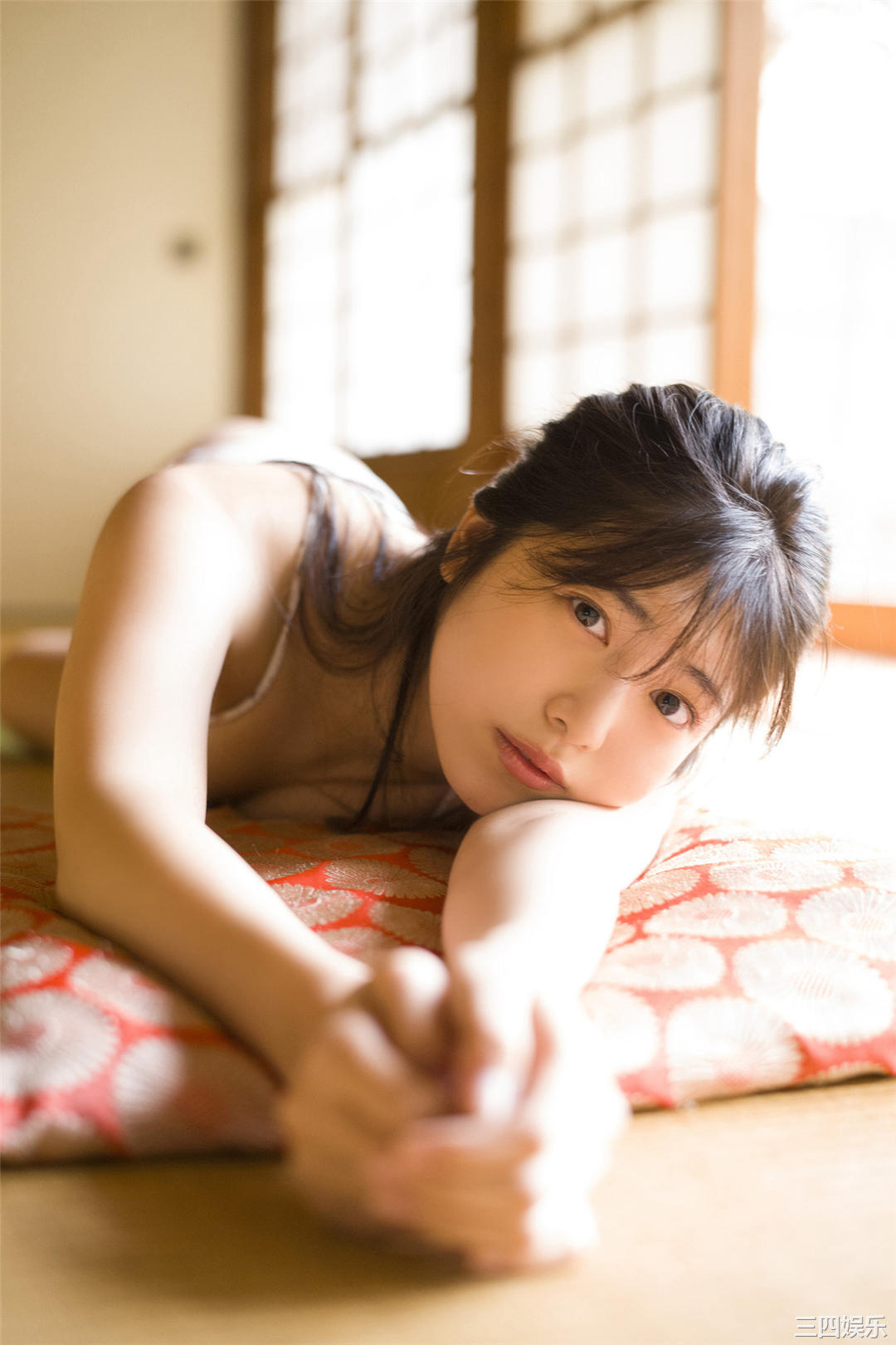 吉田莉樱写真集《謙虚な美徳》高清全本