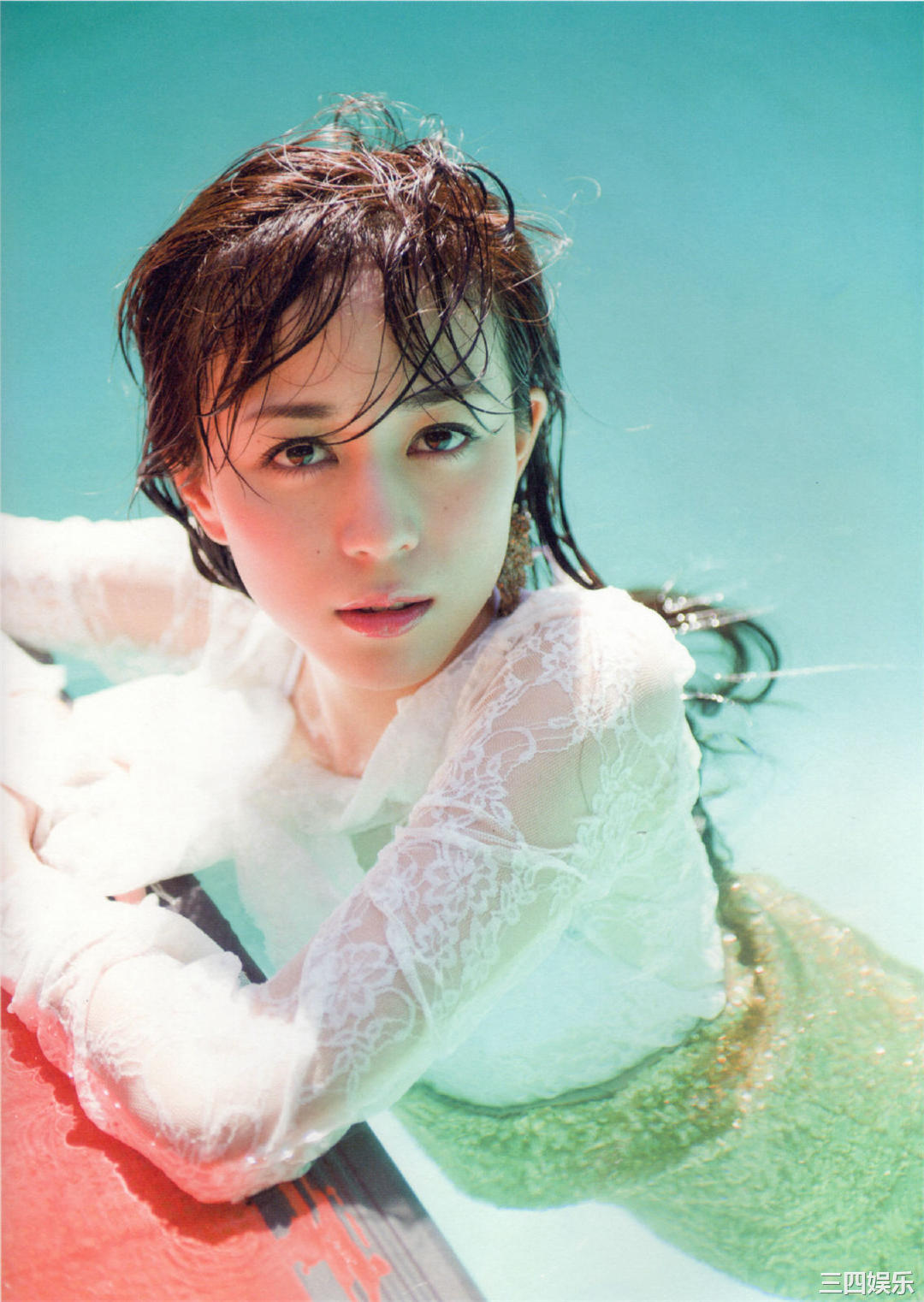 比嘉爱未1ST写真集《Clear》高清全本