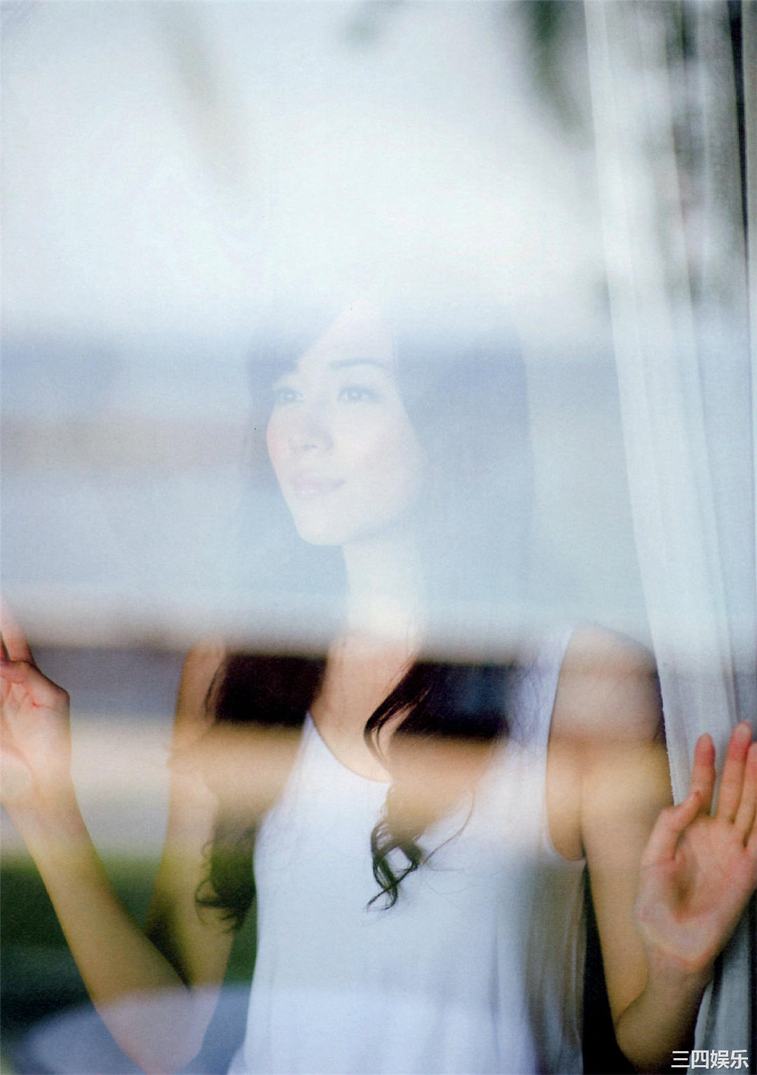 比嘉爱未1ST写真集《Clear》高清全本