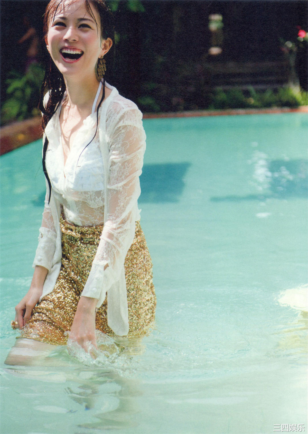 比嘉爱未1ST写真集《Clear》高清全本