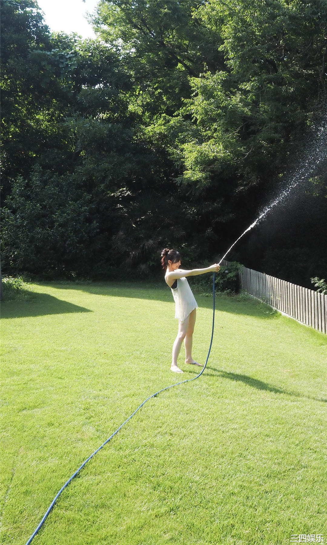 宇咲写真集《桃色ベイビー》高清全本