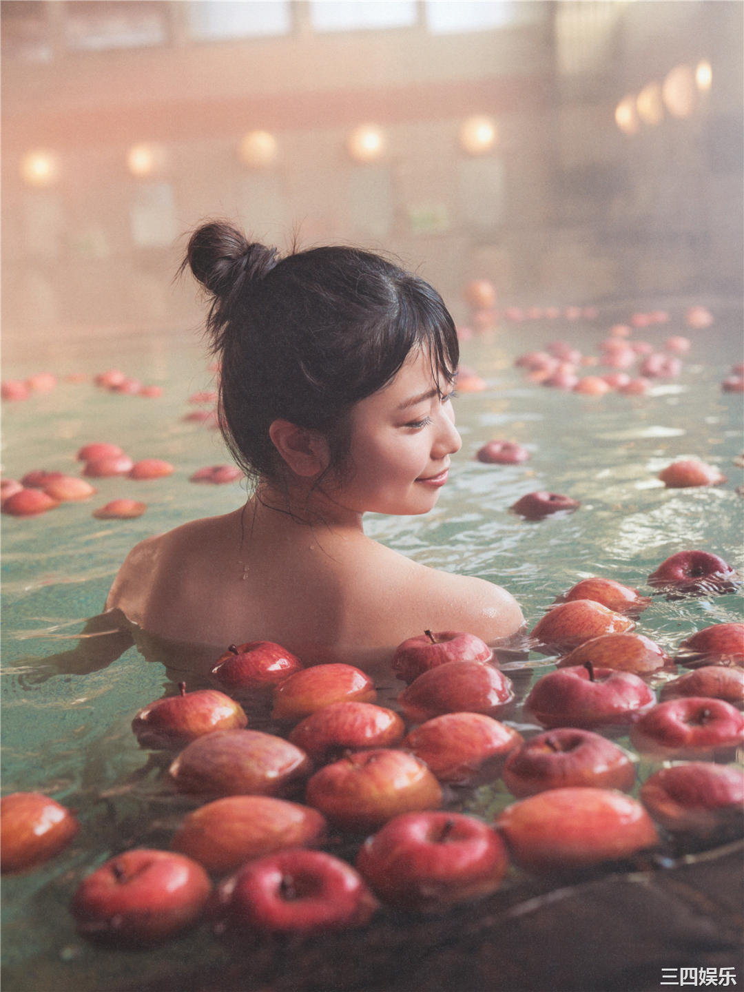 丹生明里1ST写真集《やさしい関係》高清全本