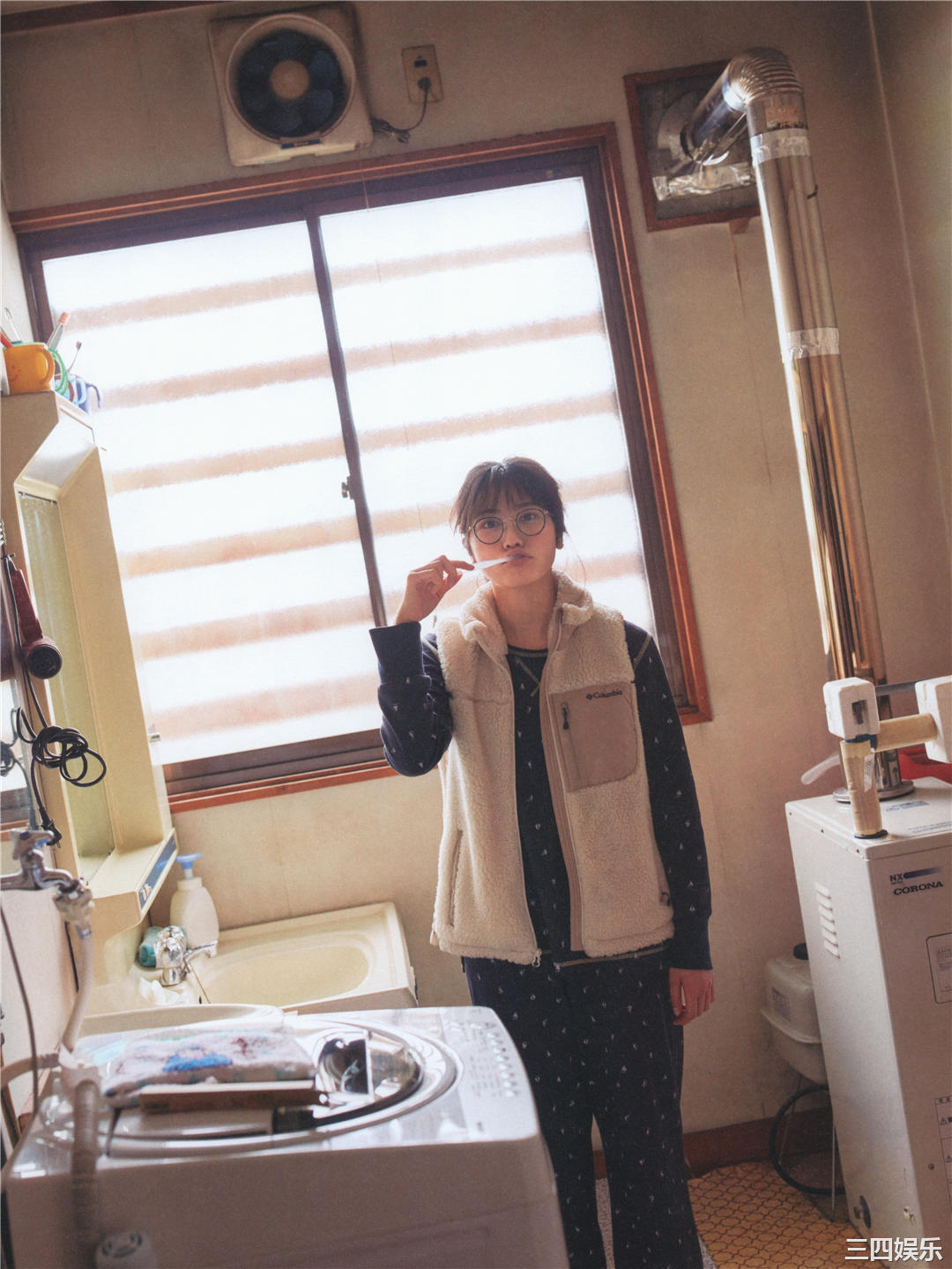 丹生明里1ST写真集《やさしい関係》高清全本