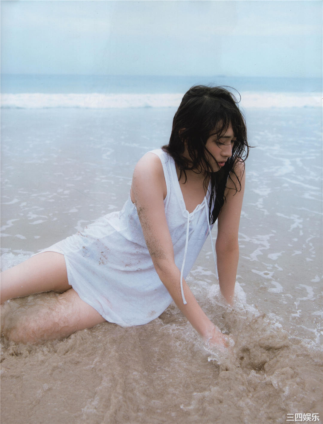 欅坂46写真集《21人の未完成》高清全本