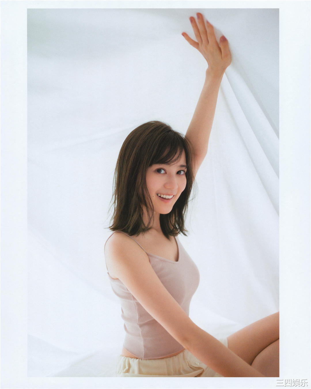 生田绘梨花写真集《生田絵梨花 乃木坂46卒業記念 メモリアルブック カノン》高清全本