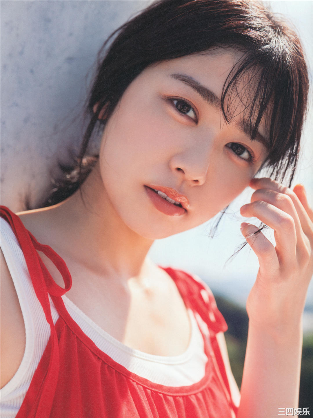 丹生明里1ST写真集《やさしい関係》高清全本