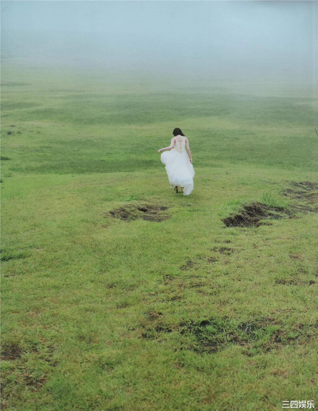 欅坂46写真集《21人の未完成》高清全本