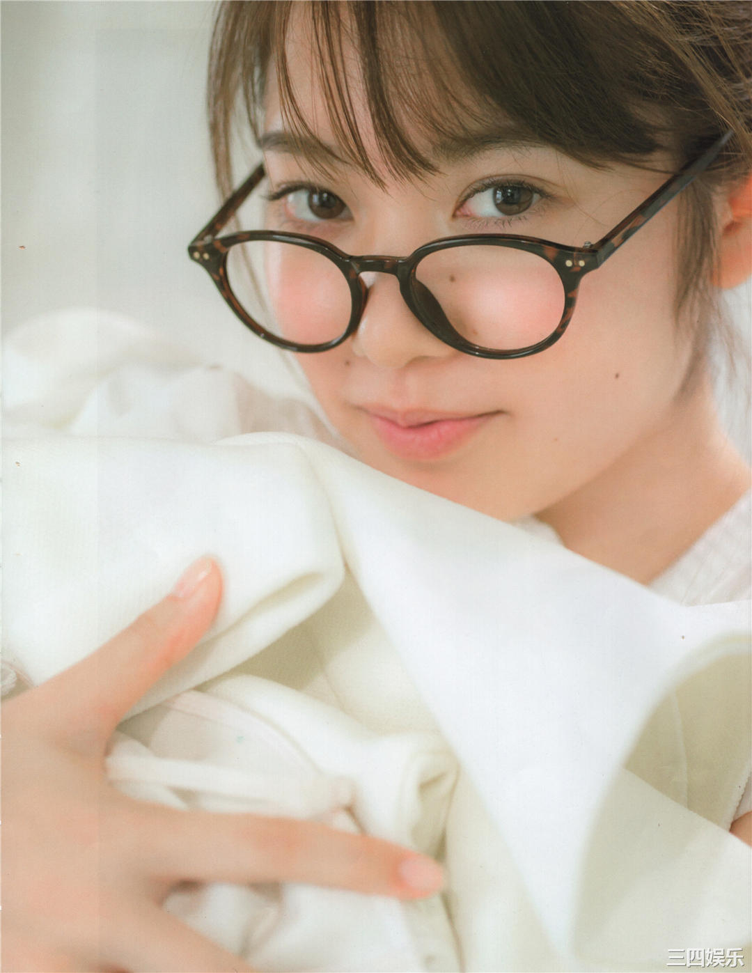 欅坂46写真集《21人の未完成》高清全本