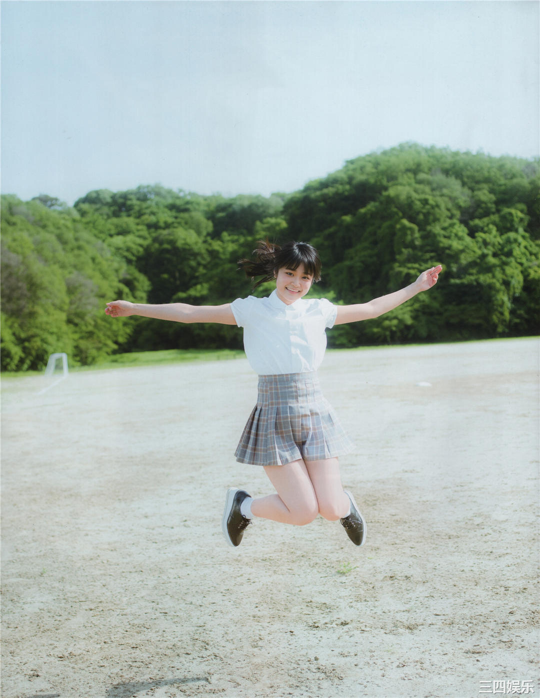 欅坂46写真集《21人の未完成》高清全本