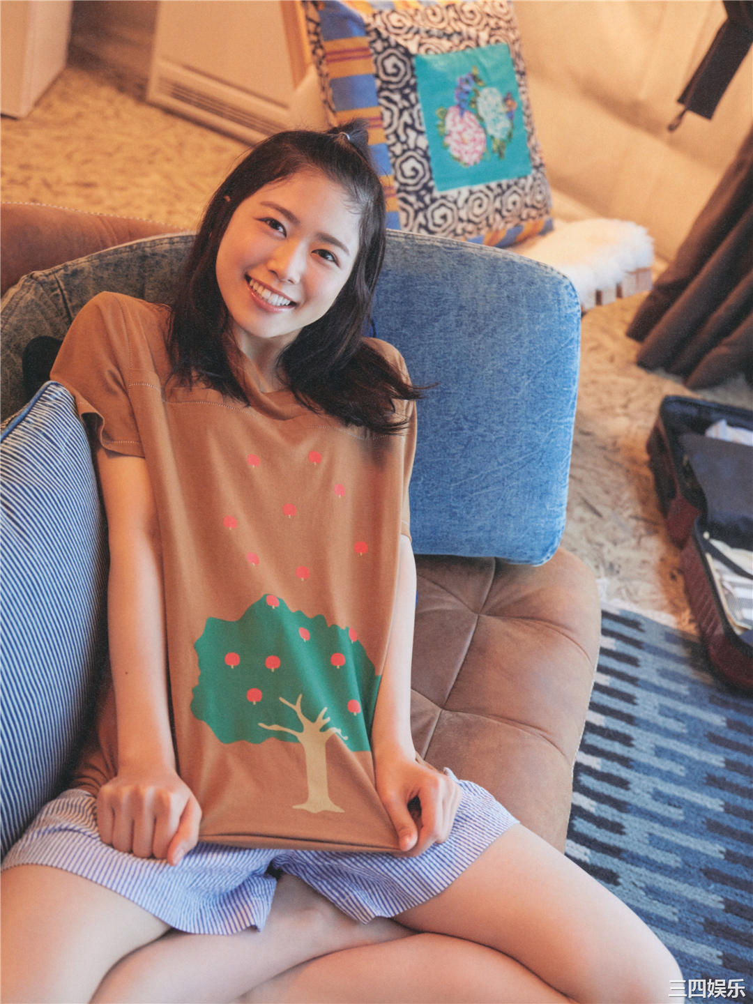 丹生明里1ST写真集《やさしい関係》高清全本