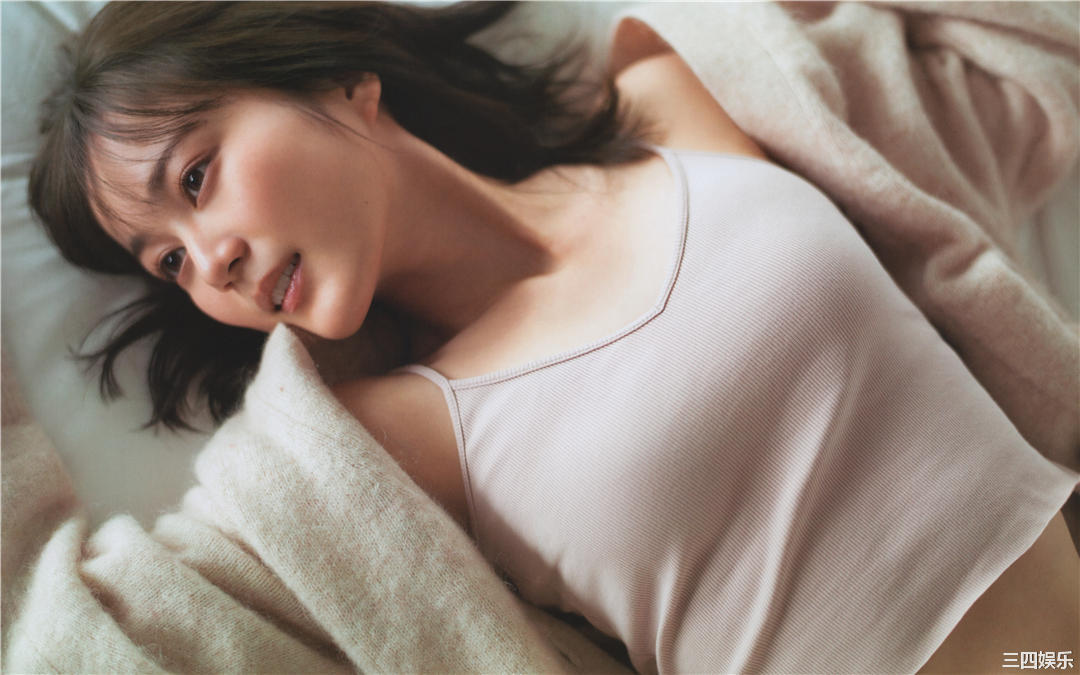 生田绘梨花写真集《生田絵梨花 乃木坂46卒業記念 メモリアルブック カノン》高清全本