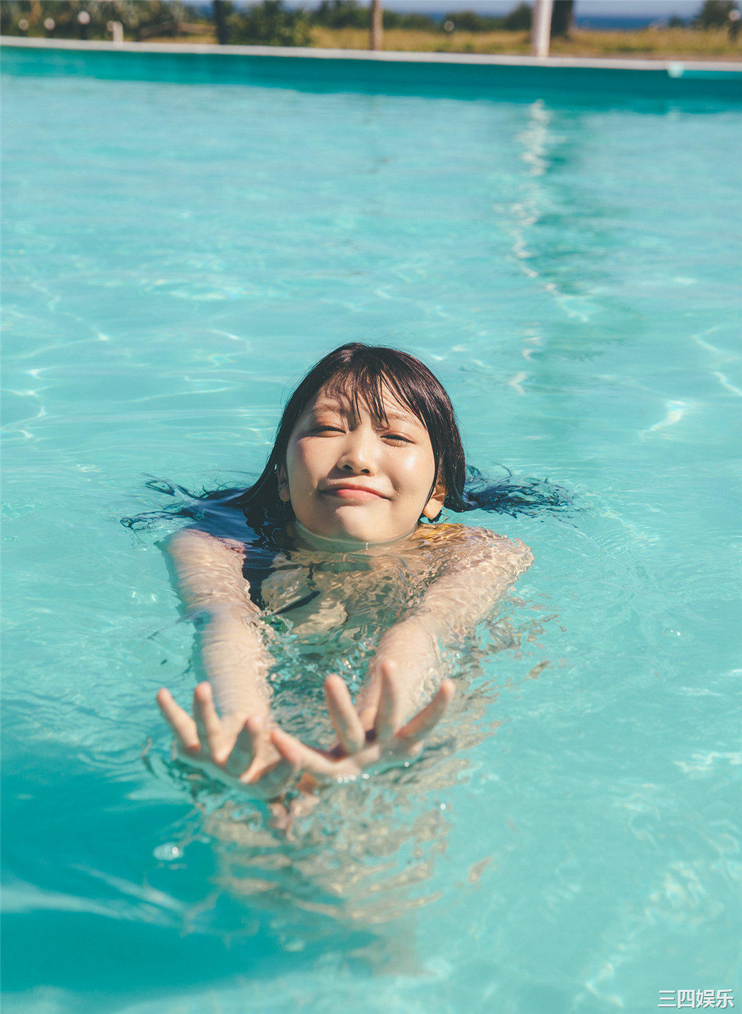 松下玲绪菜写真集《in the seasons》高清全本