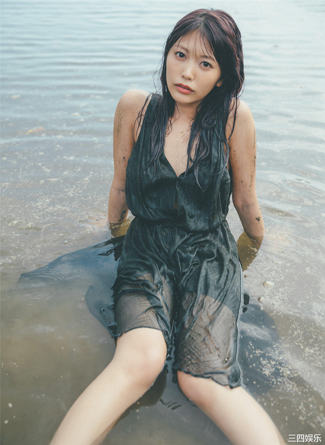 松下玲绪菜写真集《in the seasons》高清全本