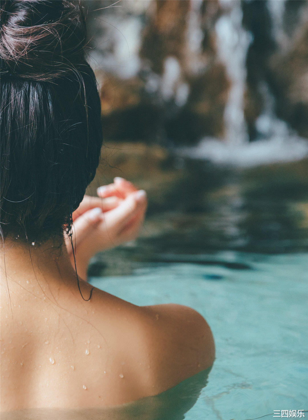 松下玲绪菜写真集《in the seasons》高清全本