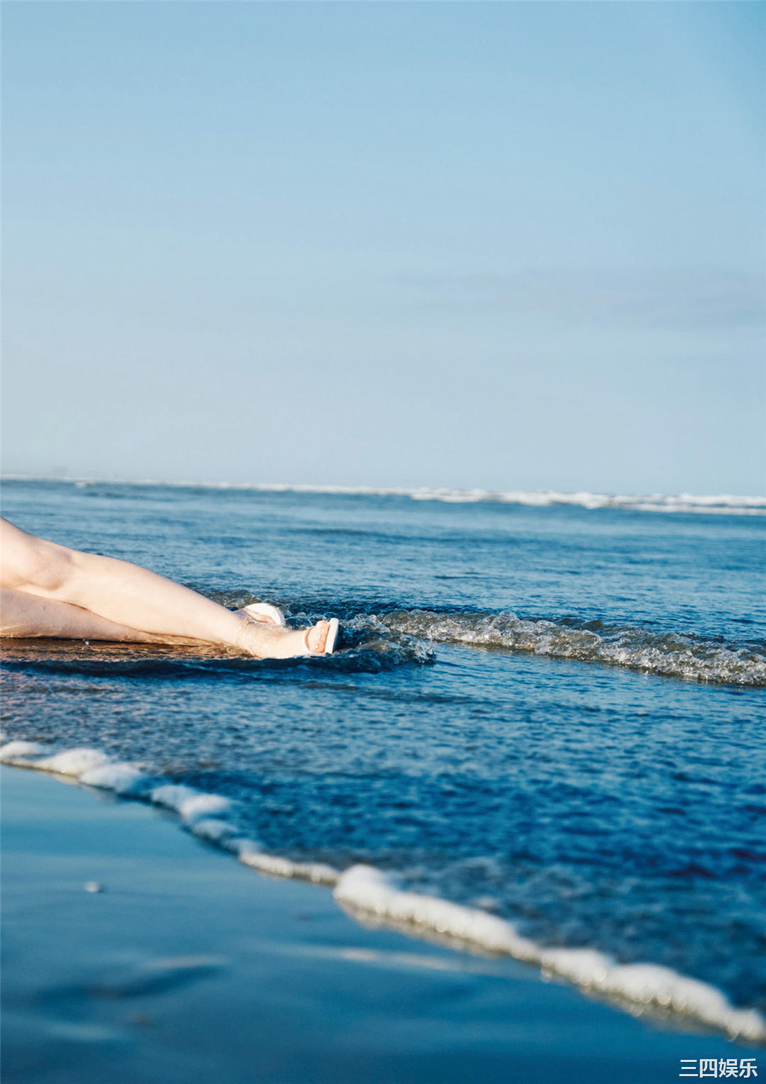 桥本萌花写真集《真夏のガールフレンド》高清全本