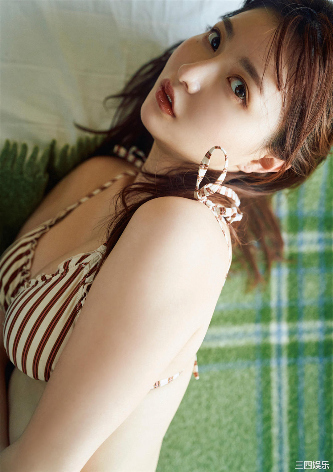 桥本萌花写真集《真夏のガールフレンド》高清全本