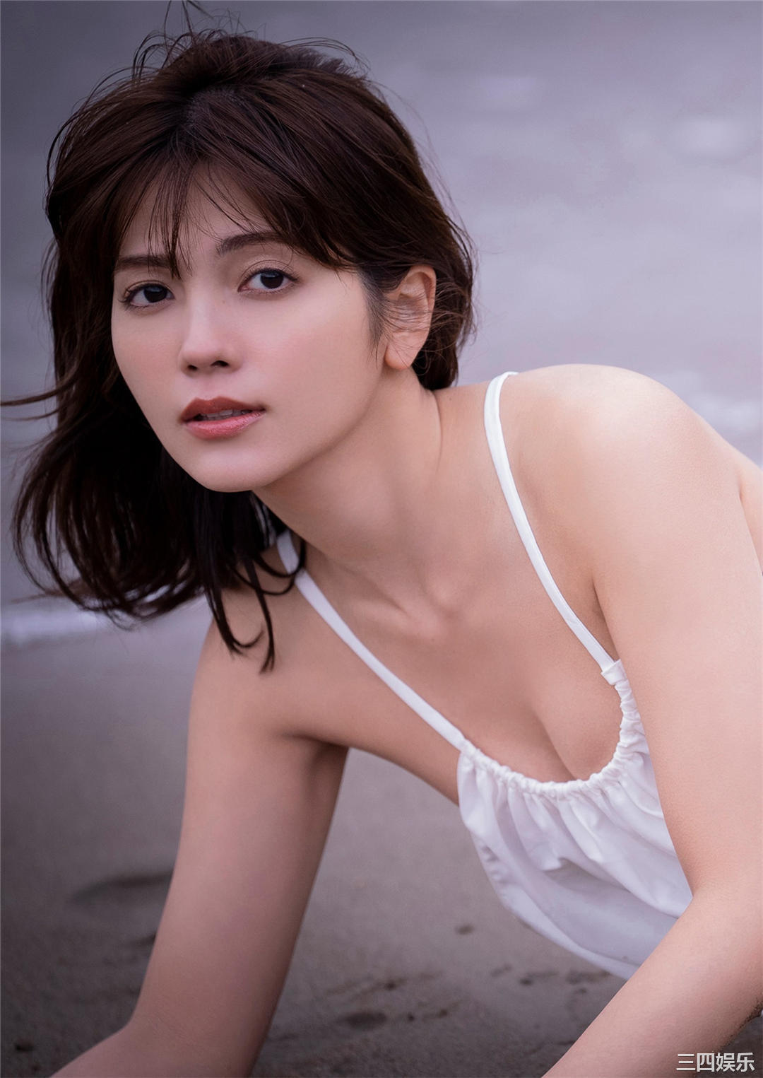 南里美希写真集《SUMMER WINK》高清全本