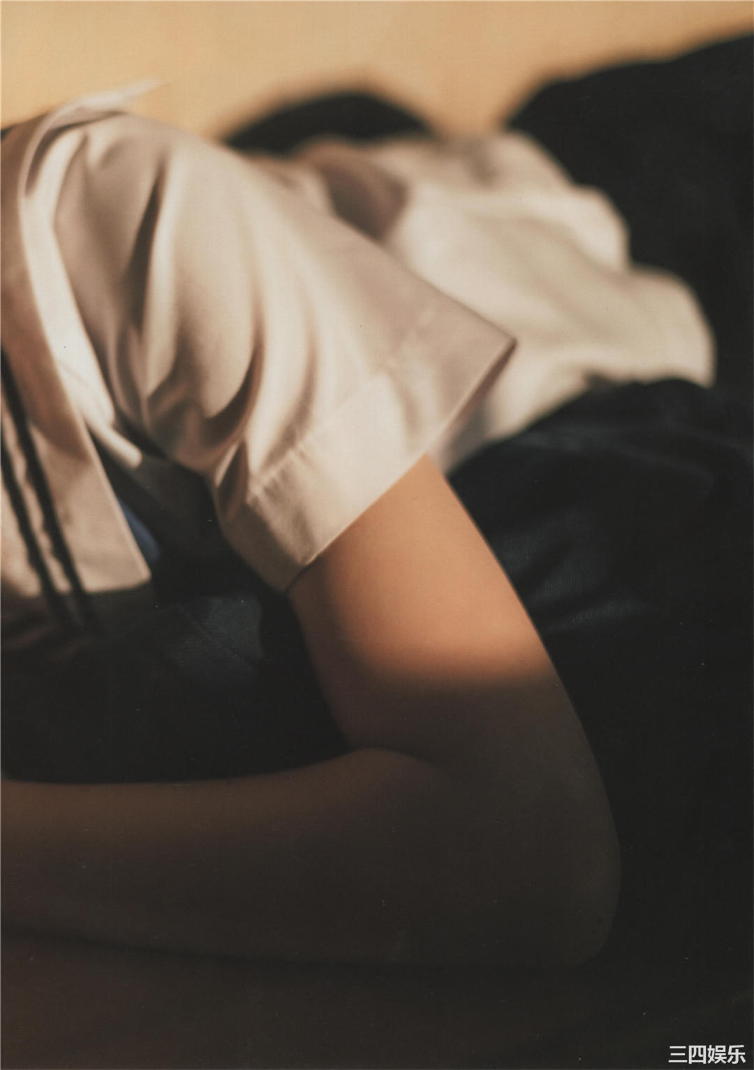 横山结衣1ST写真集《未熟な光》高清全本