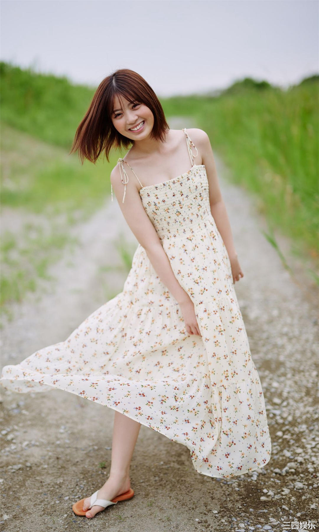 星乃梦奈写真集《新時代のヒロイン》高清全本