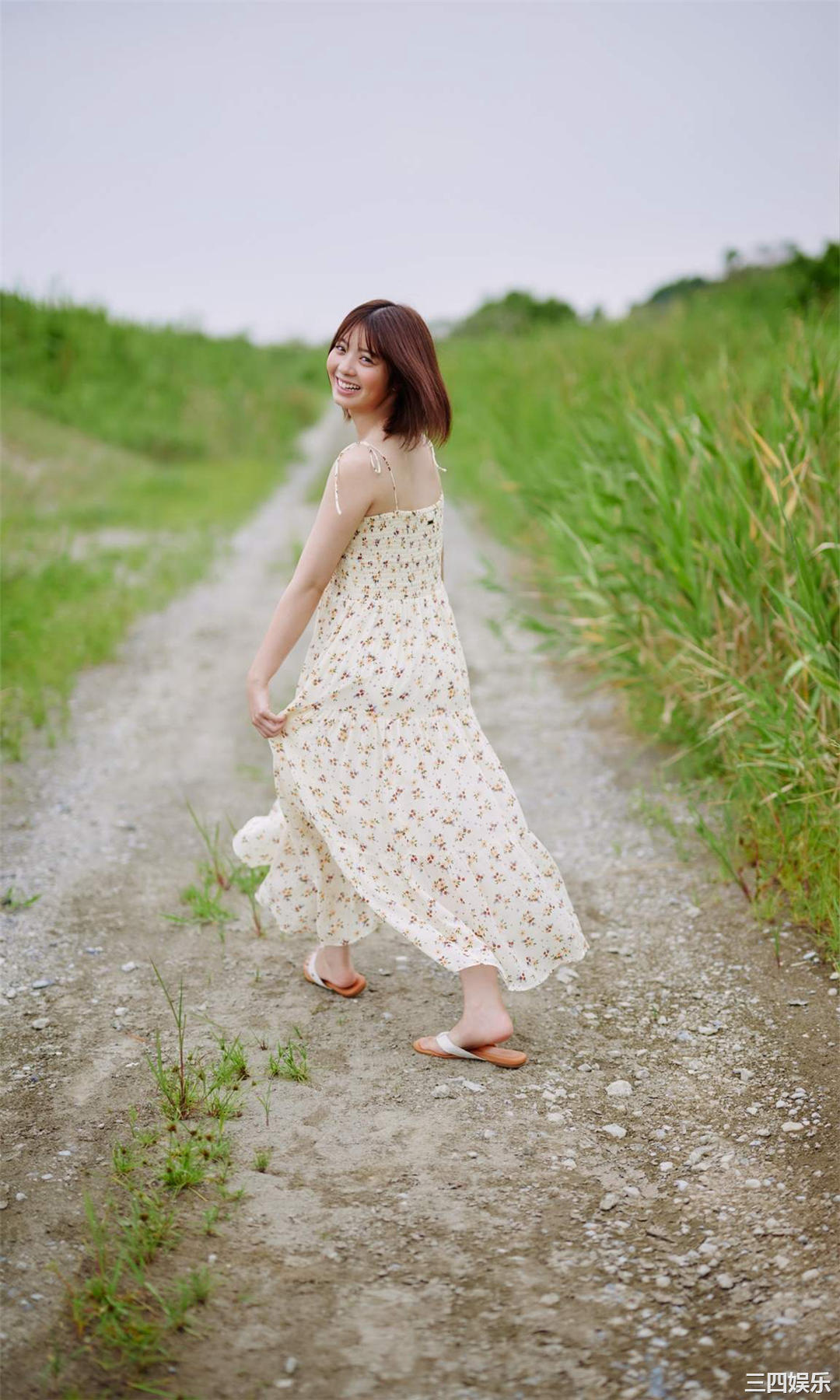 星乃梦奈写真集《新時代のヒロイン》高清全本