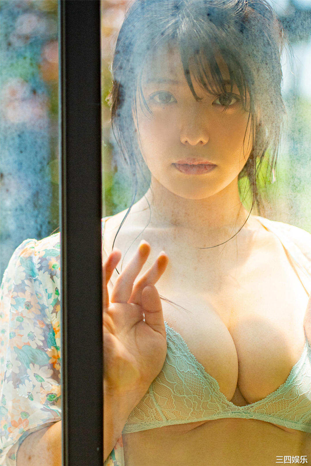 山田かな写真集《ＫＡＮＡ 官能ＷＨＩＴＥ》高清全本