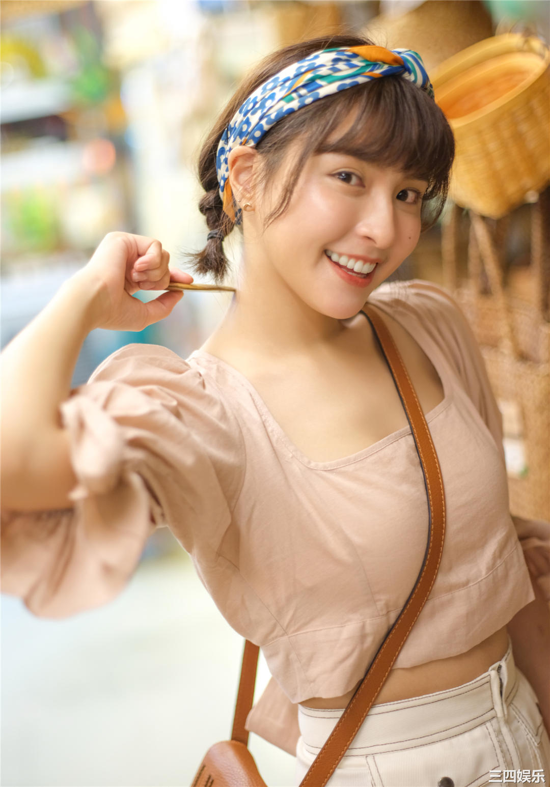 峮峮写真集《QUNing》高清全本