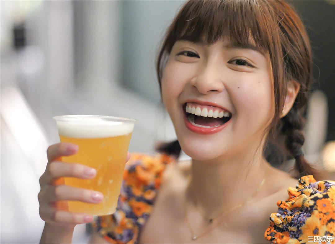 峮峮写真集《QUNing》高清全本