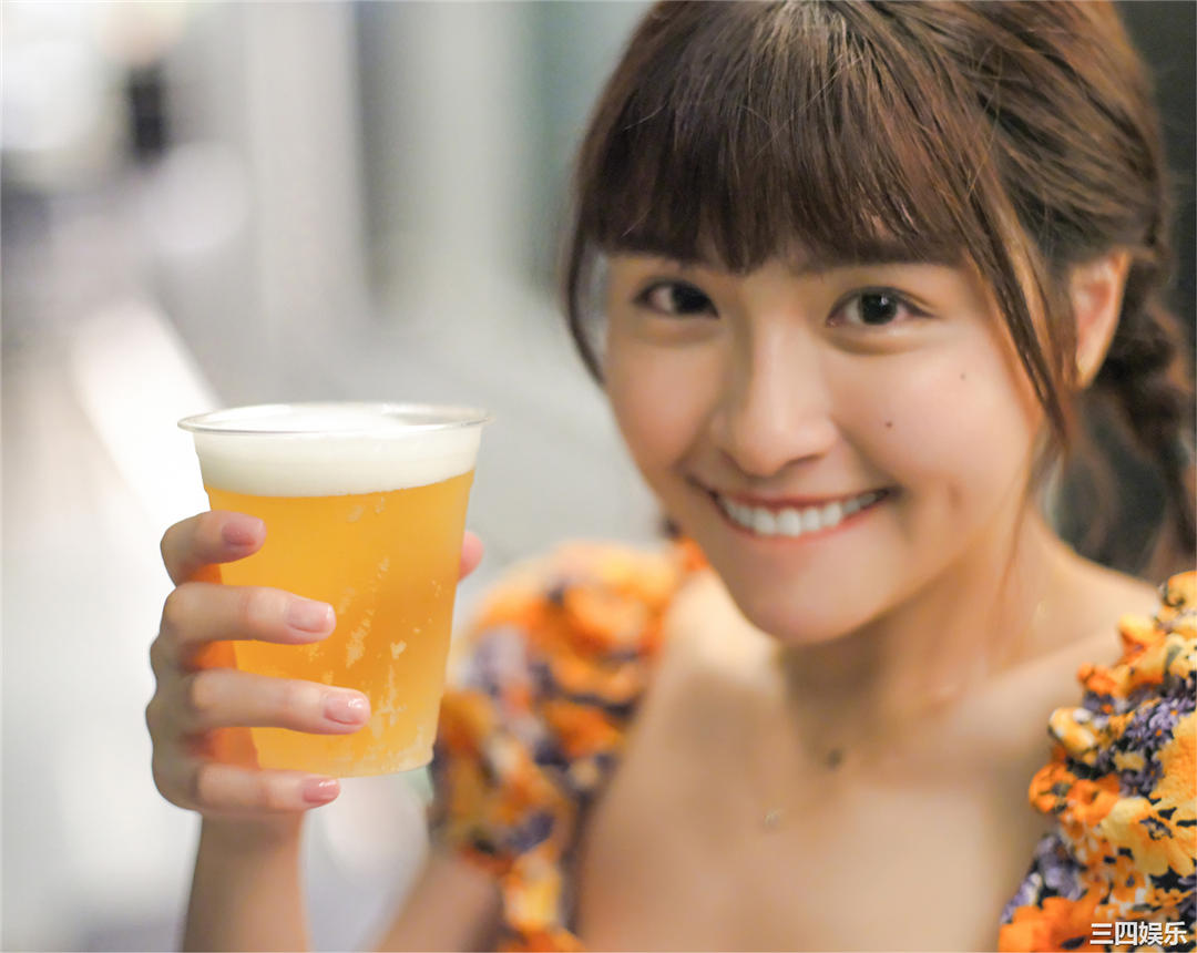 峮峮写真集《QUNing》高清全本